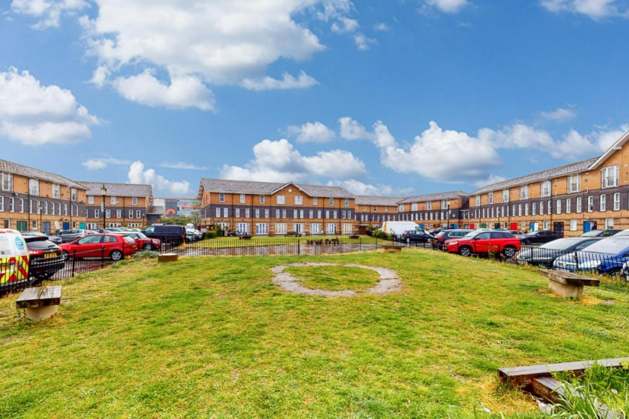 Elegant 1bed Flat With Parking 5 Min To Hackney Wick Londra